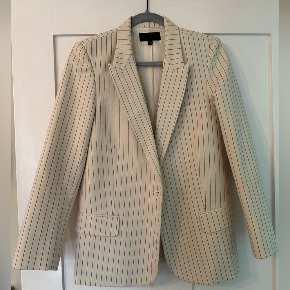 Very chic Nili Lotan blazer size 6